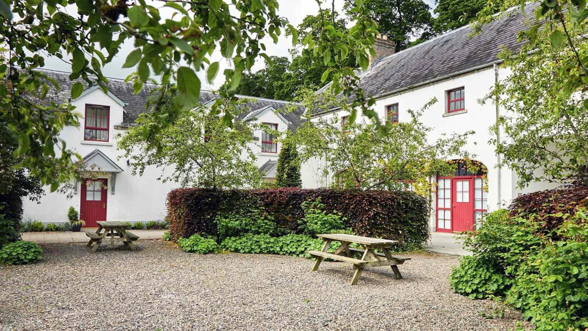 Old Stable Mews Castle Leslie Villa Glaslough Buitenkant foto